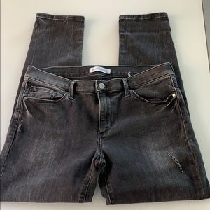 Banana Republic distresses Black Wash Ankle Jeans!